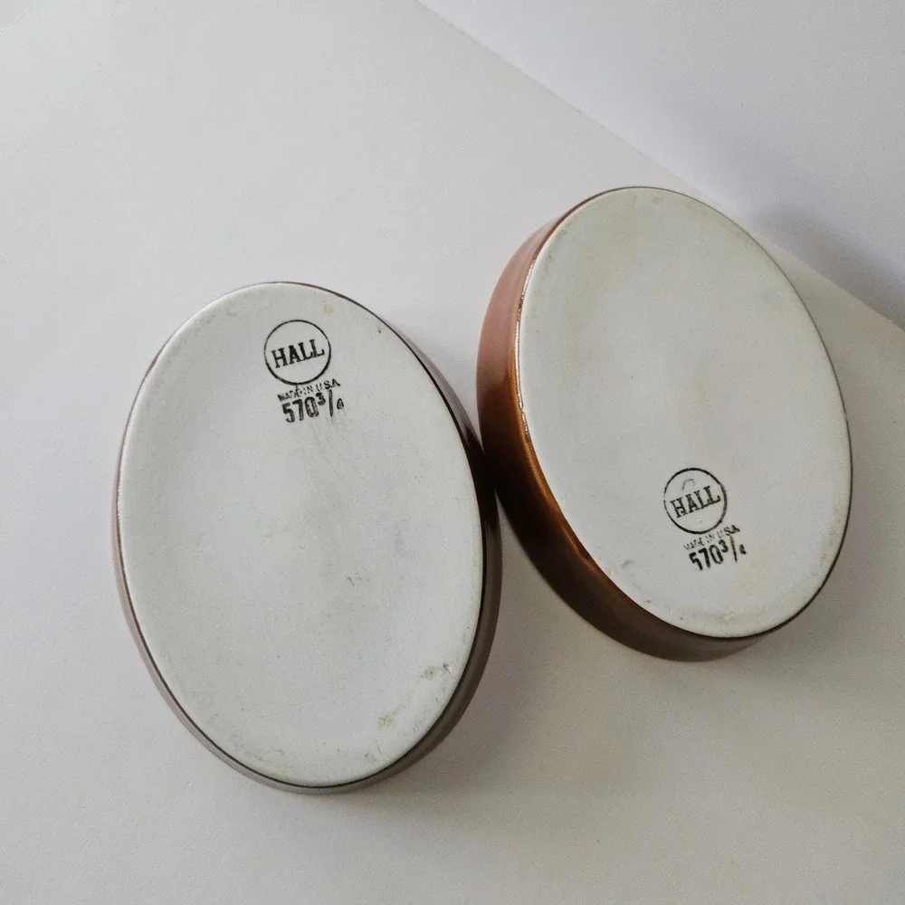 Hall China 570 3/4 Oval Brown Dishes - Set of 2 - USA 6 1/8in Porcelain